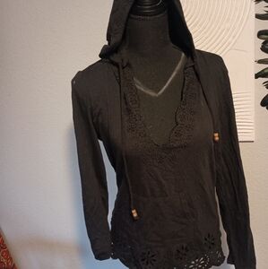 Black Hooded Top Woth Scallop/Lace Details